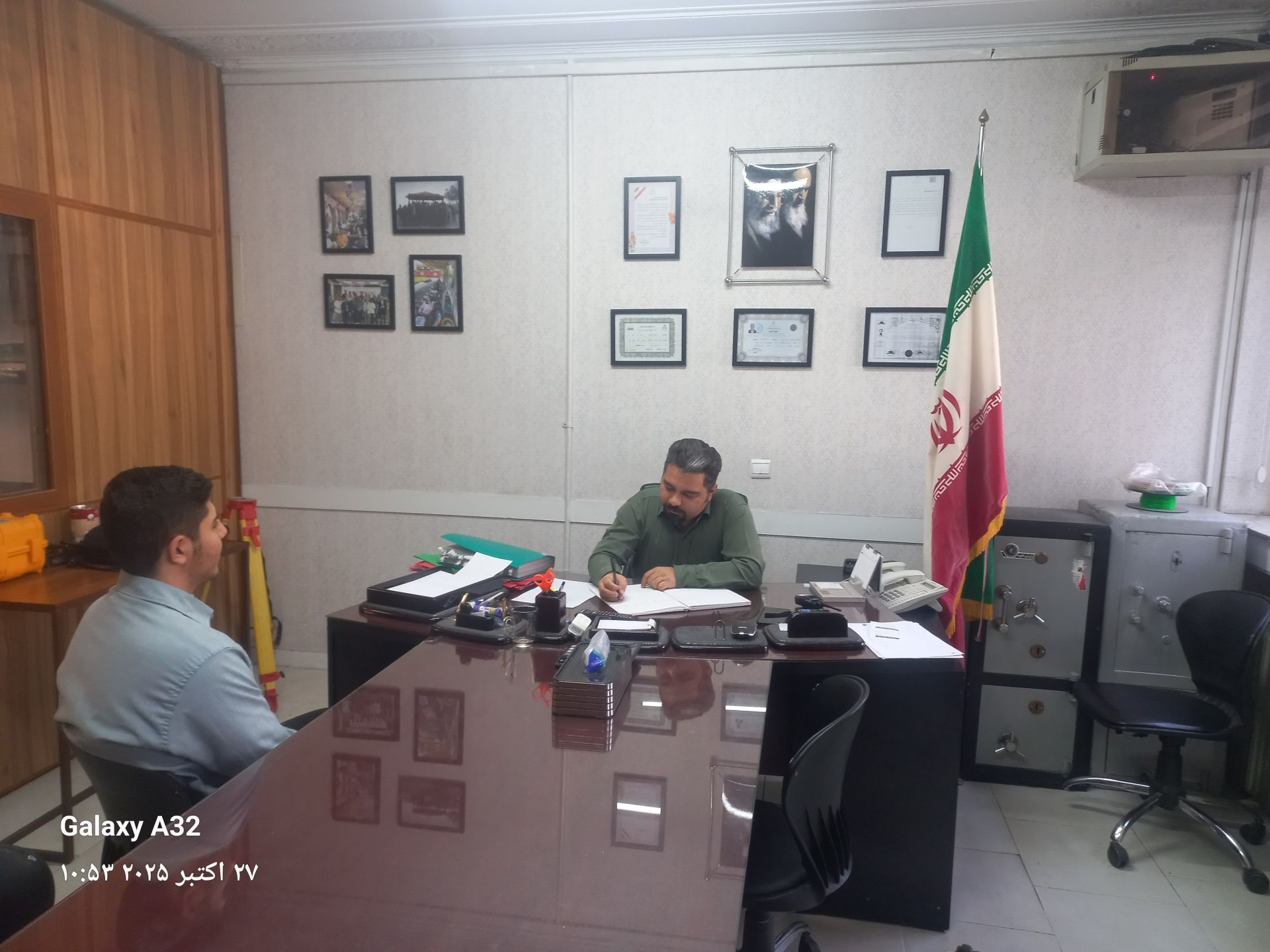 دیدار صمیمی و مشاورهای مدیریت هنرستان با هنرجویان پایه دهم